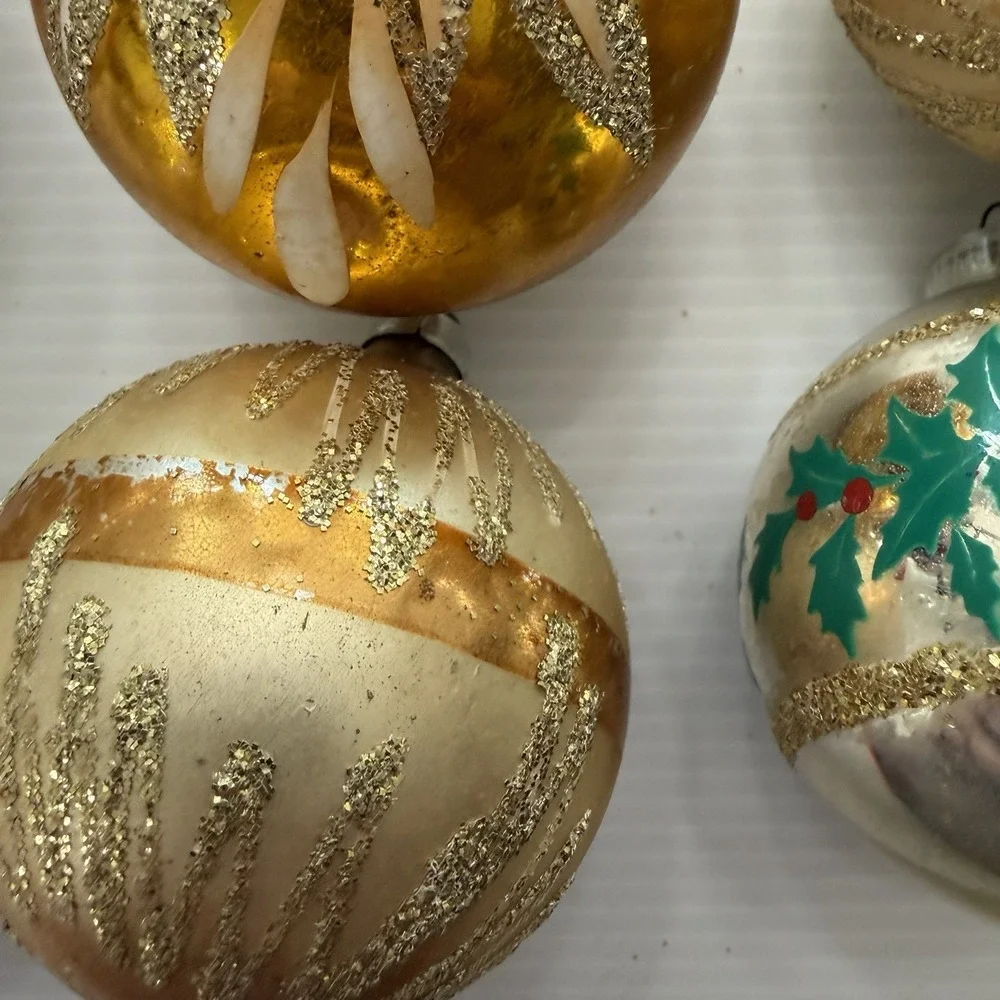 Lot Of 7 Vintage Glass Christmas Ornaments Mercury Glass Poinsettia Glitter MCM